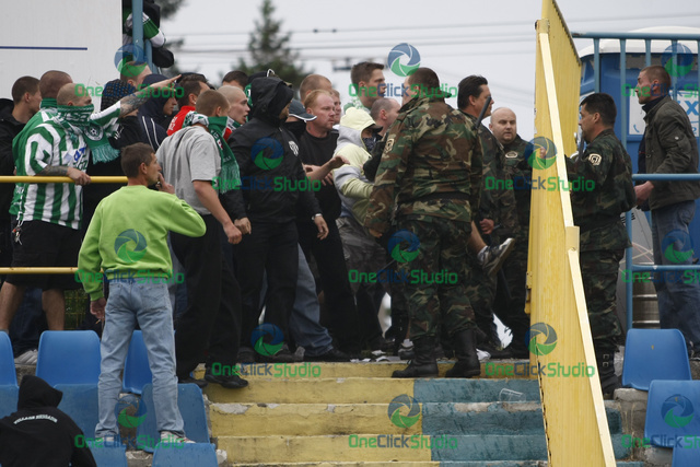 konflikt presovskych fans s policiou