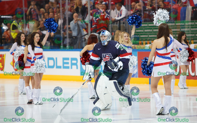 hellebuyck 1