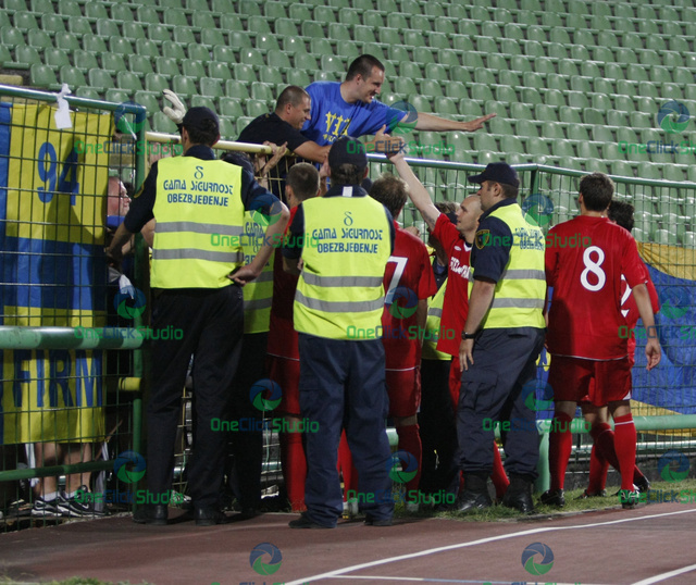 ke hraci dakovacka s fans2