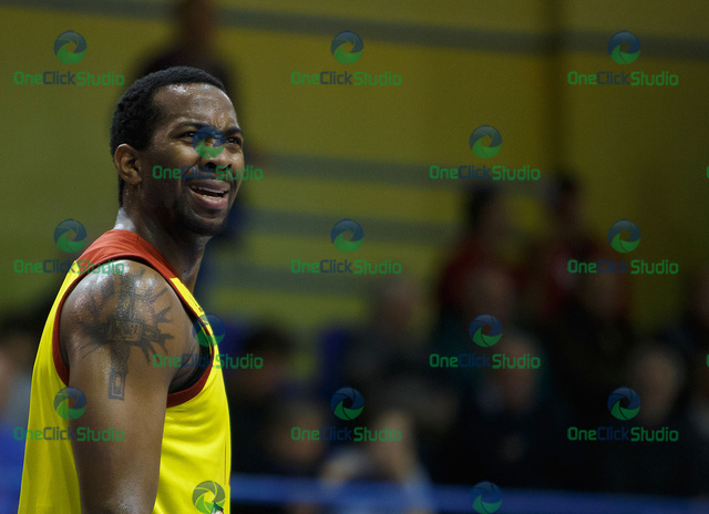 LaDarius White