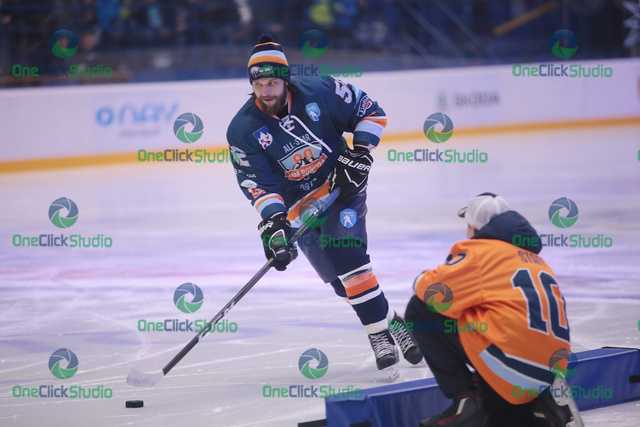 marek hovorka 8