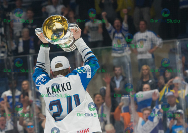 Kaapo Kakko (2)