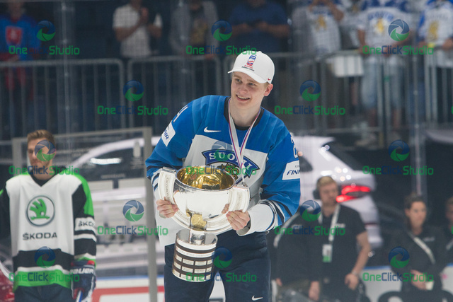 Kaapo Kakko (4)