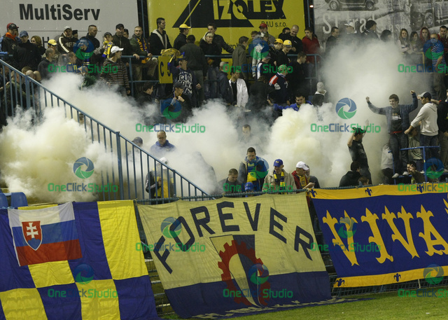 kosice fans pyro