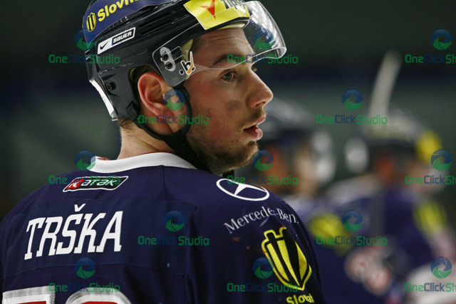 trska